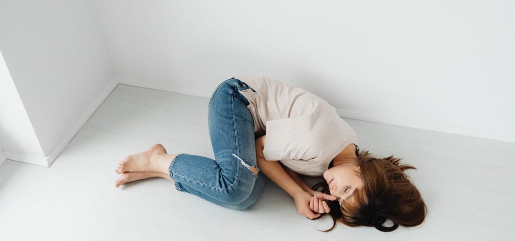 benefits of sleep on floor