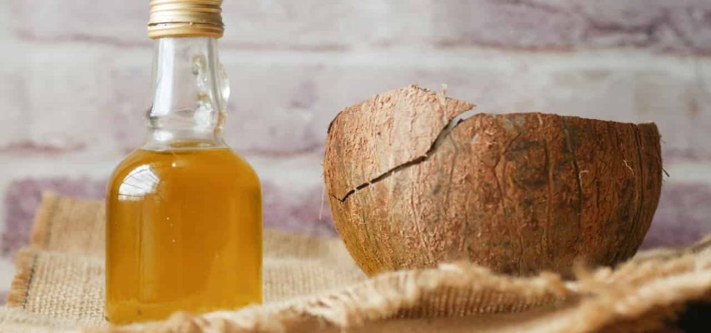 do coconut oil help hair growth?