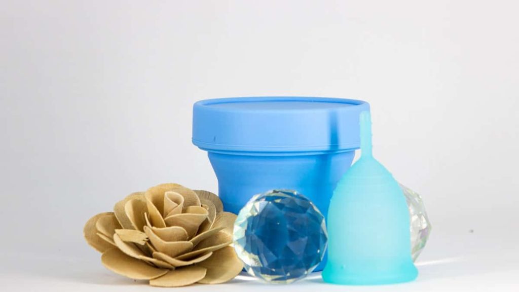 how much do 800cc silicone implants weigh