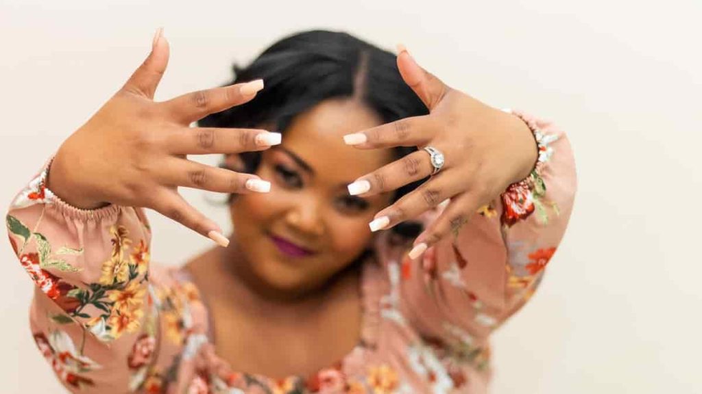 white nails with diamonds