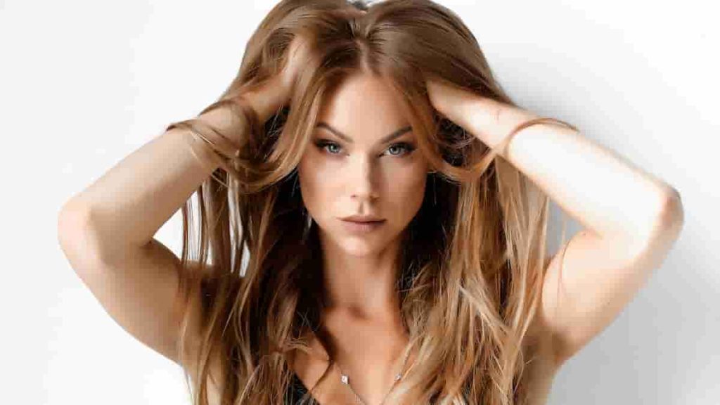 can you swim with hair extensions