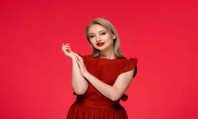 red lipstick with red dress