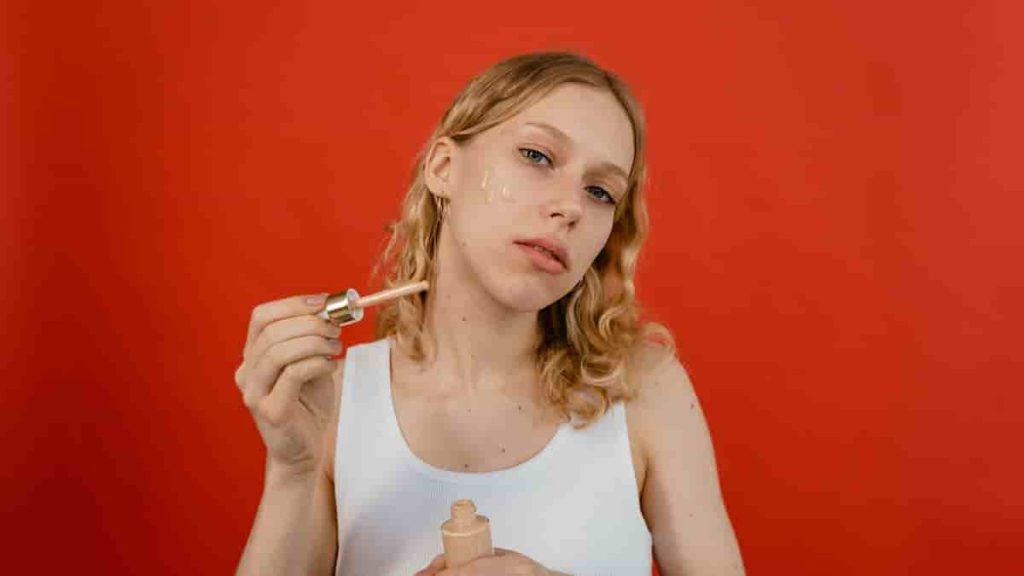 tint blonde eyebrows