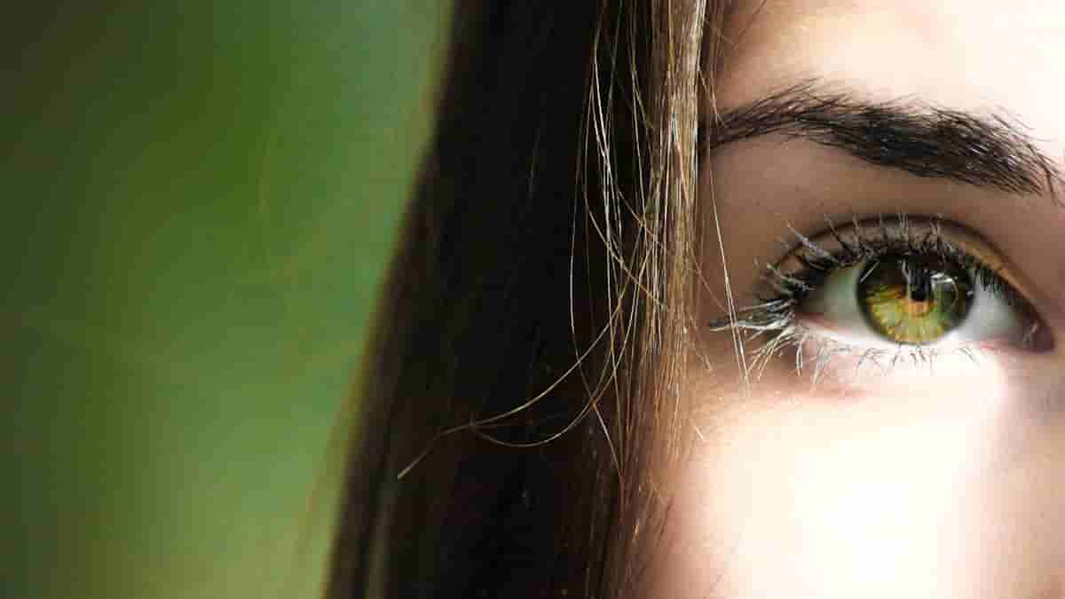 eyelash dye