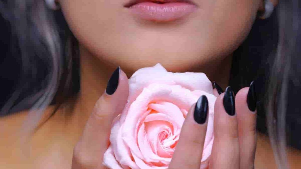 rose petal lips