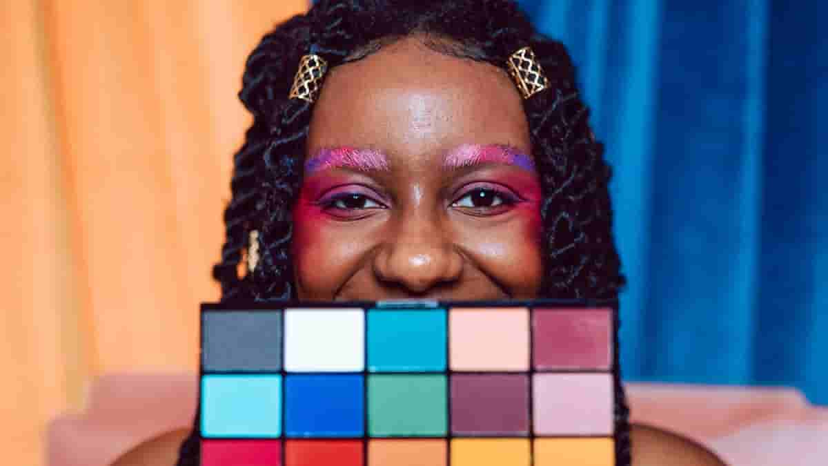 water activated eyeshadow