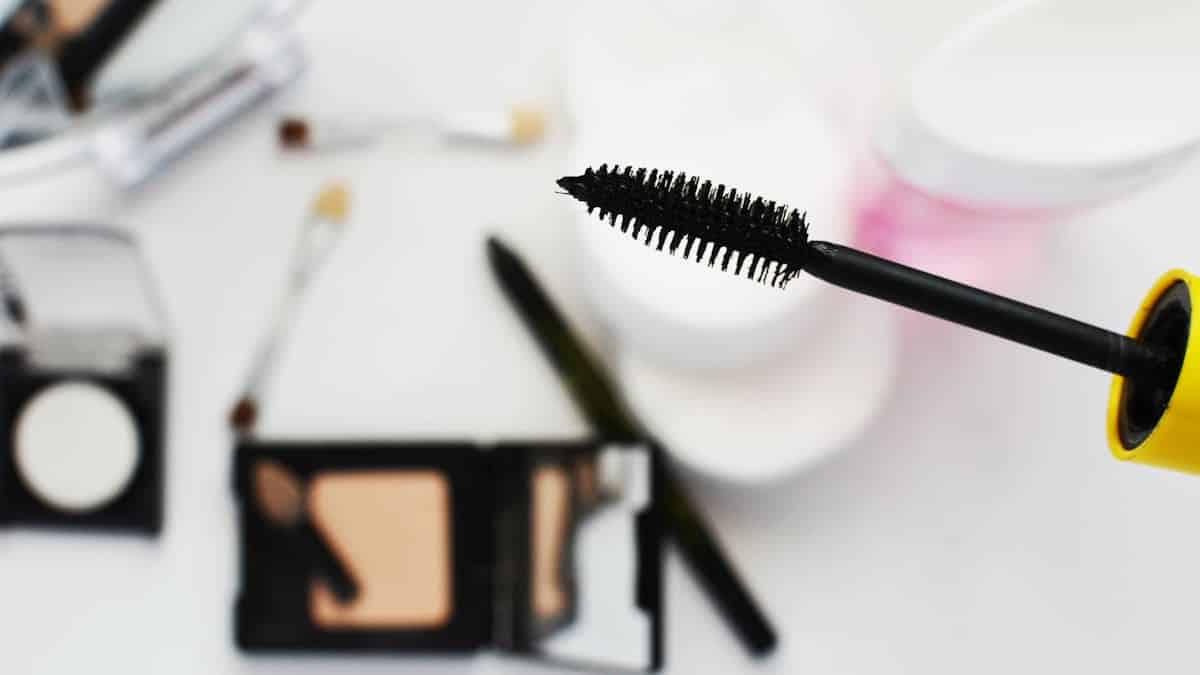 ultra lash mascara