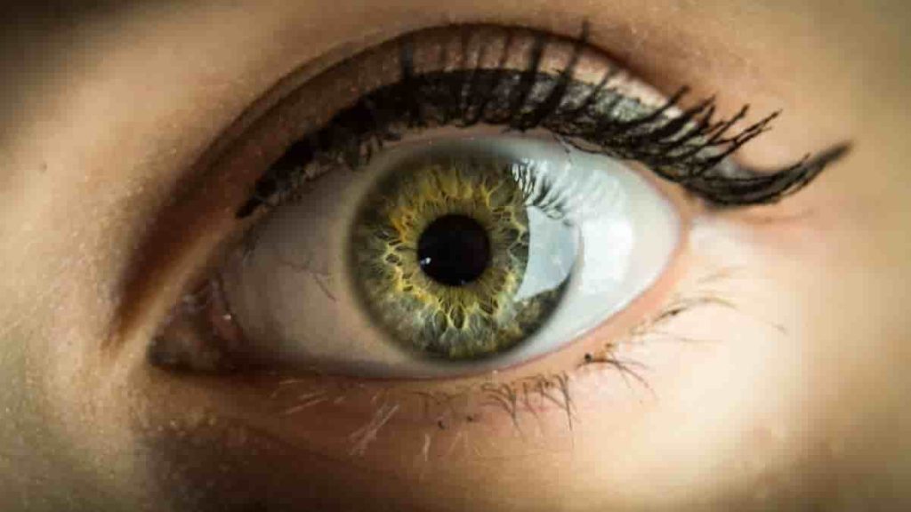 permanent eyeliner before and after