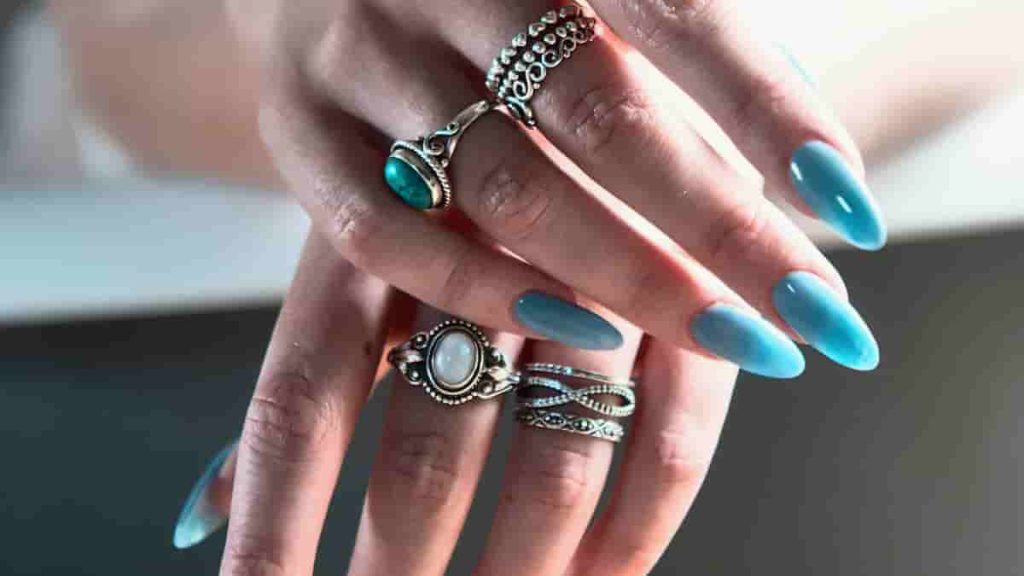 almond press on nails