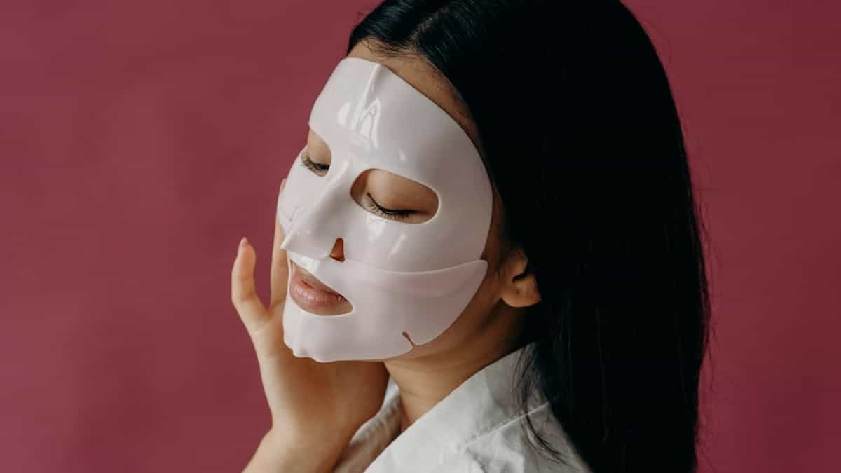 face mask with vitamin e