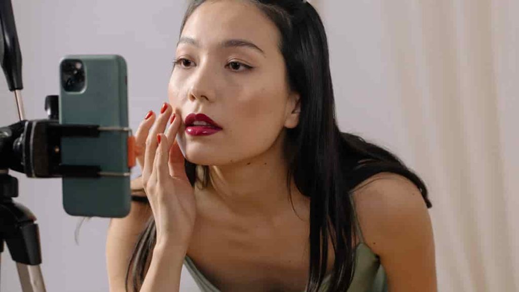 red lipstick wedding makeup