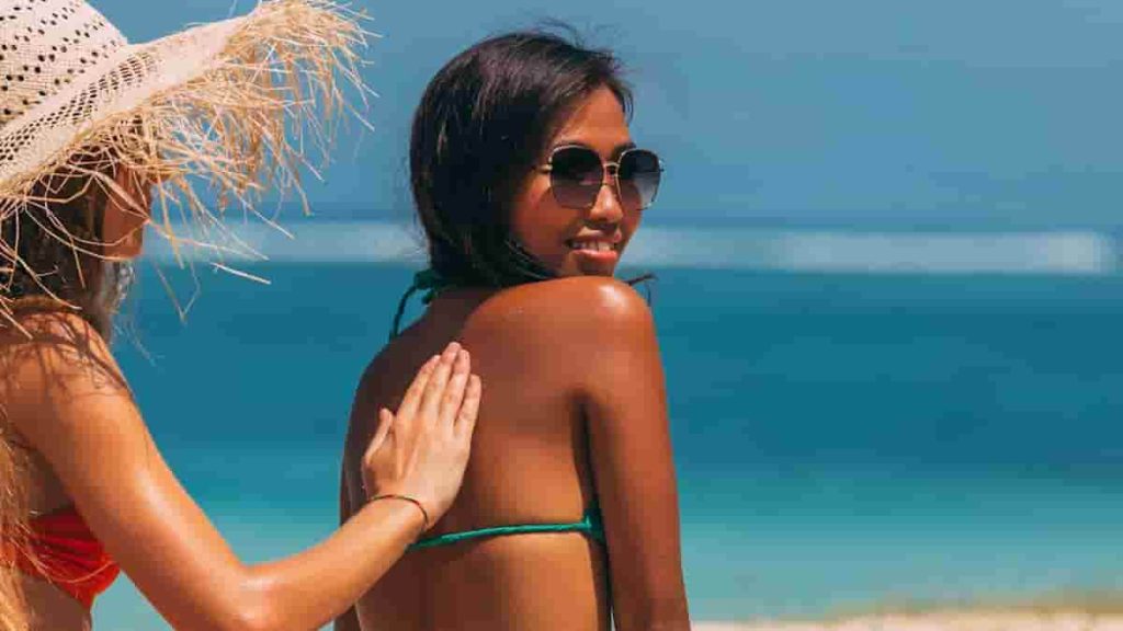 how to stay tan in the winter