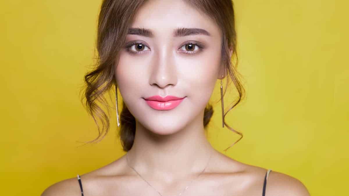 inverted triangle face shape