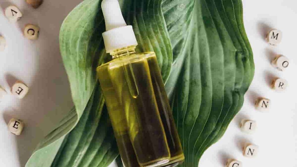 castor oil vs jojoba oil