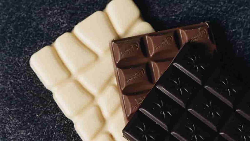 white chocolate bar