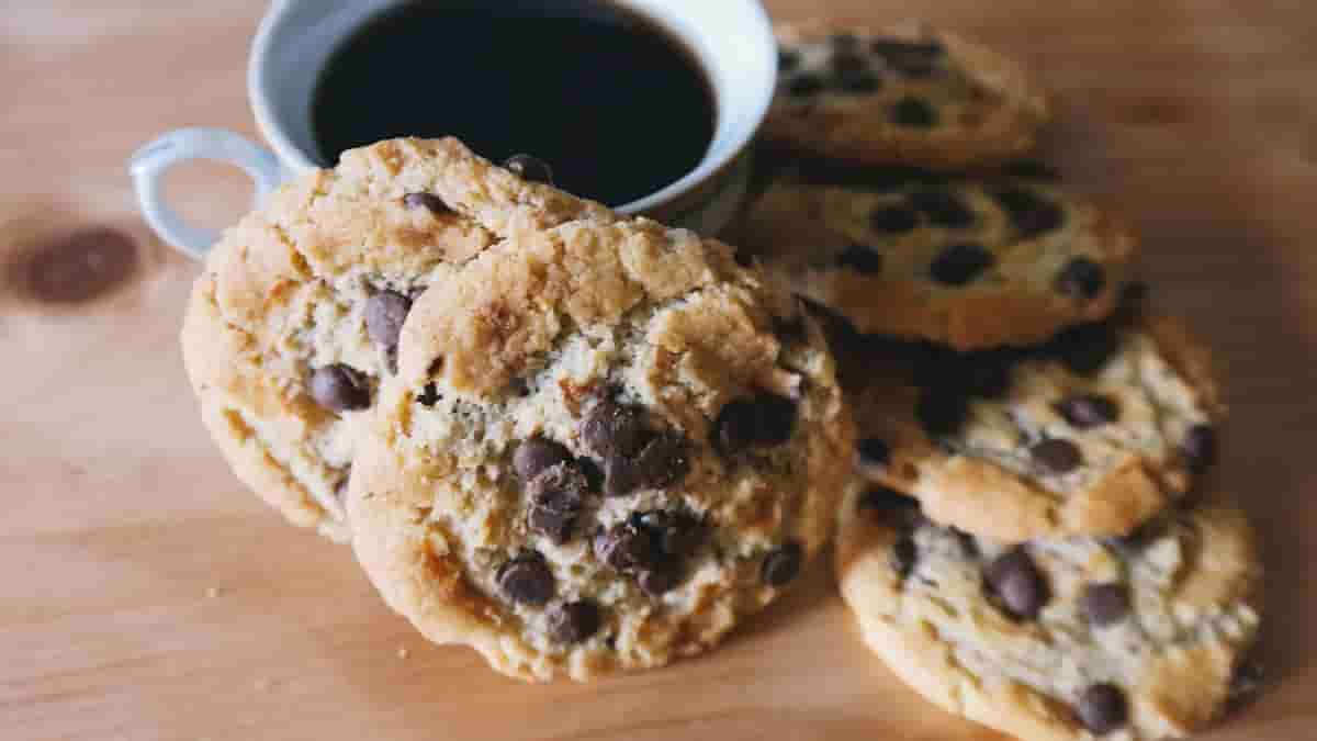 biscuits and chocolates