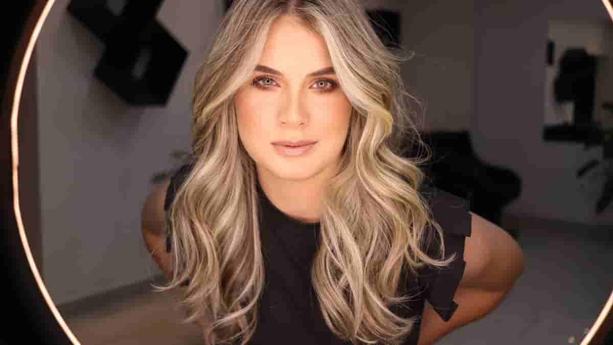 hair dye honey blonde