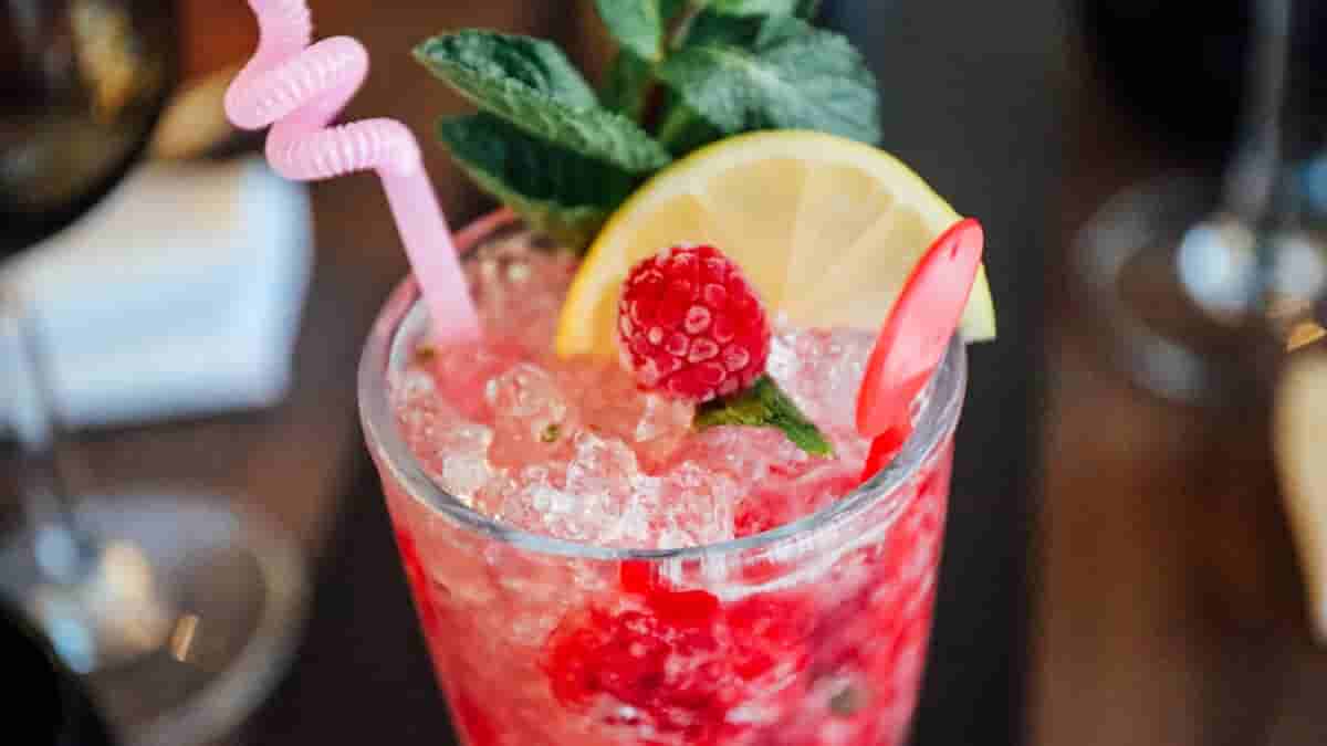 summer berry drink