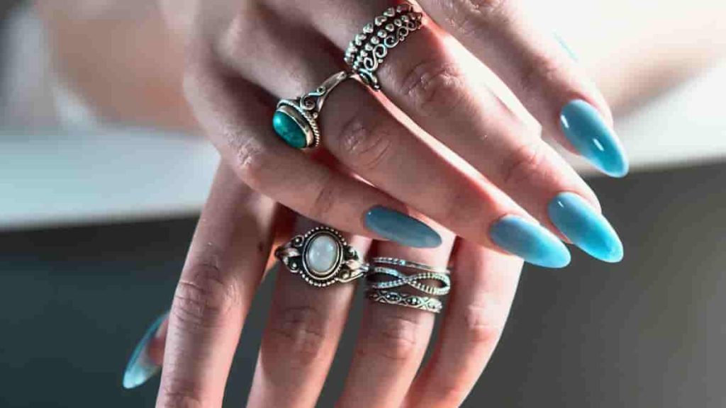 nail polish colors blue