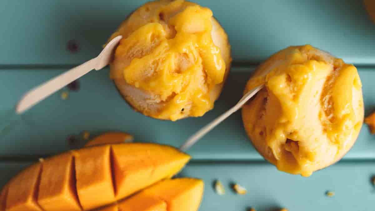 honey with mango
