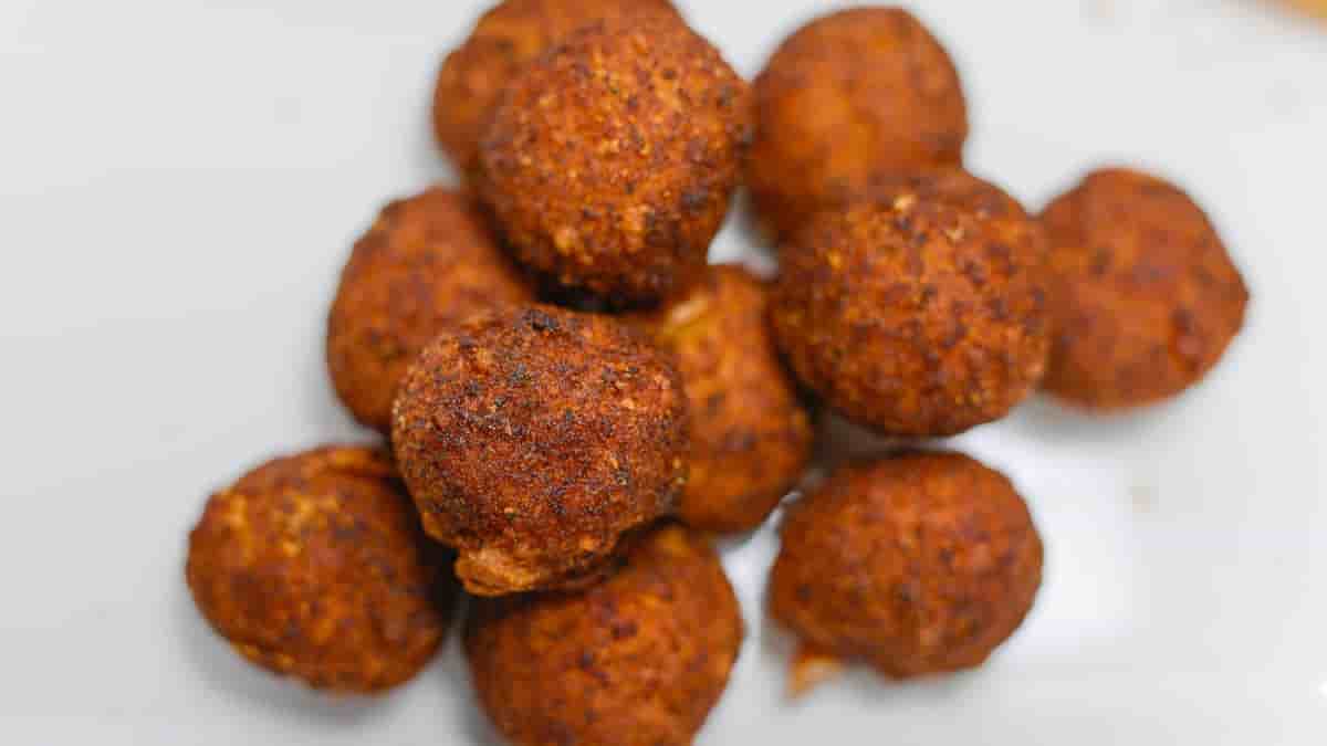 red lobster sausage balls