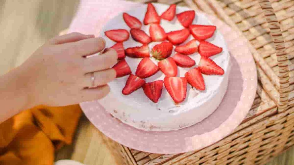 strawberry cream cheese