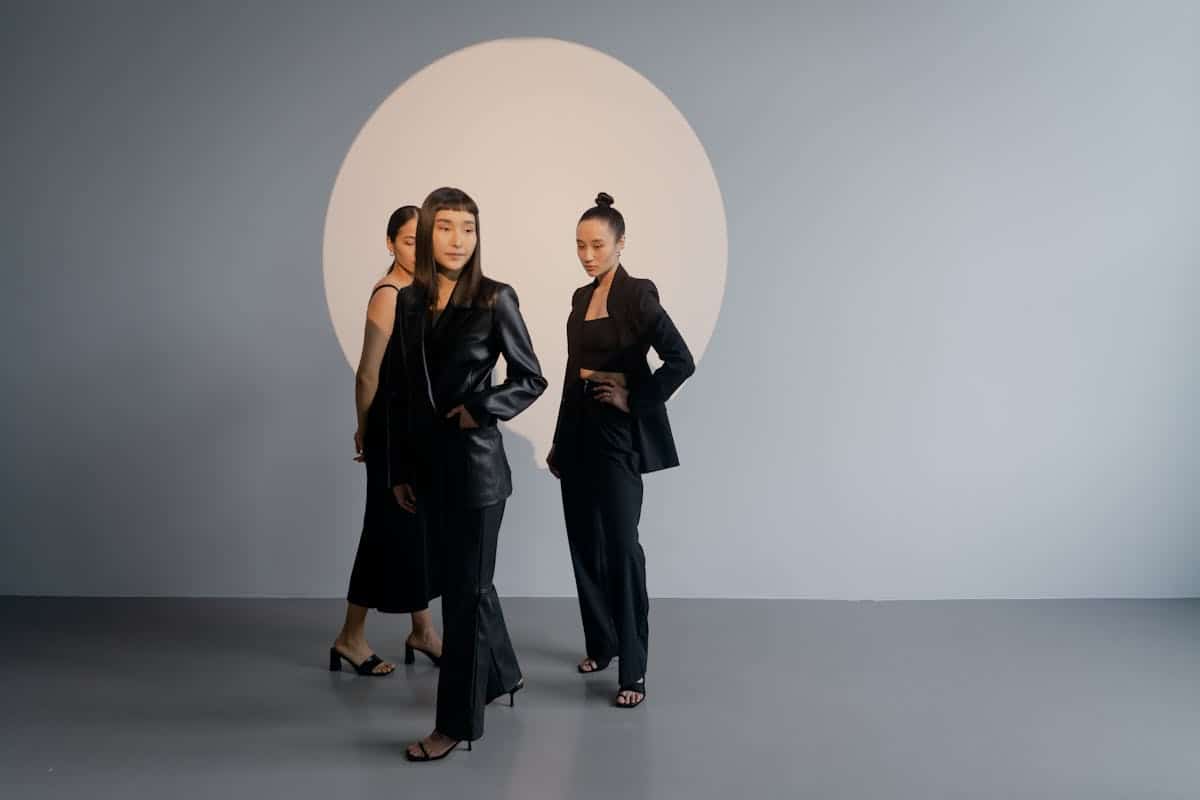 black two piece set