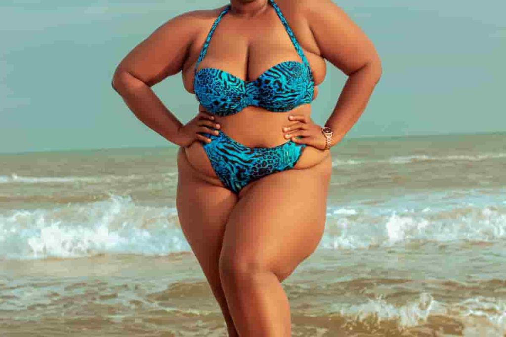 bikini for curvy woman