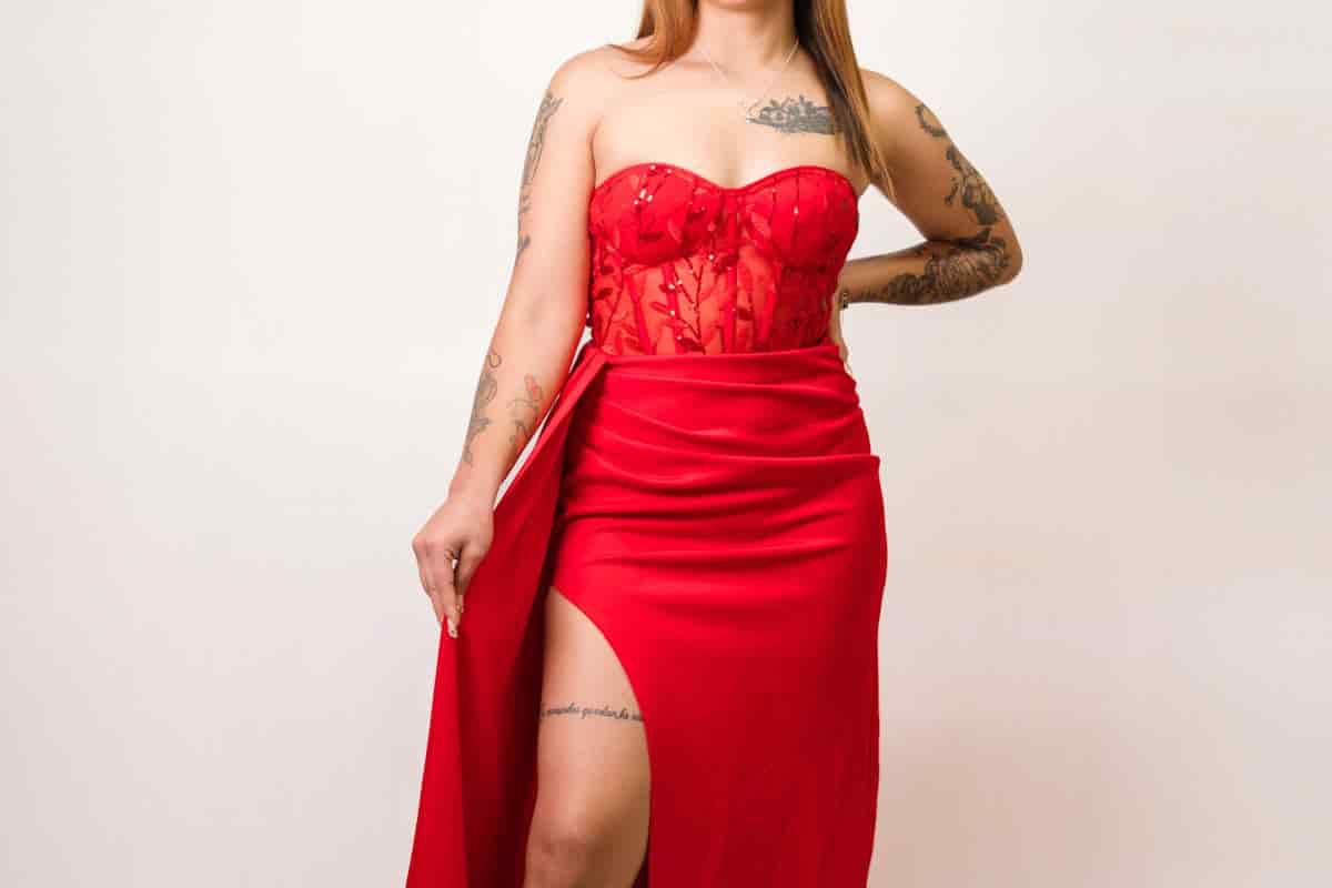 red bustier top