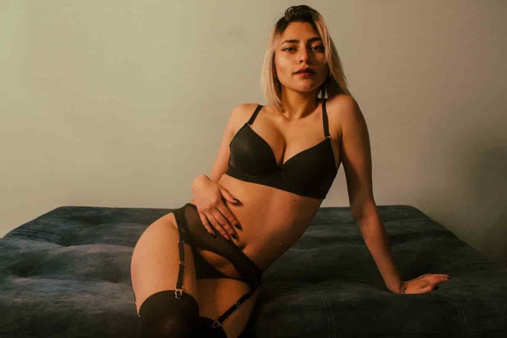 crotch less lingerie